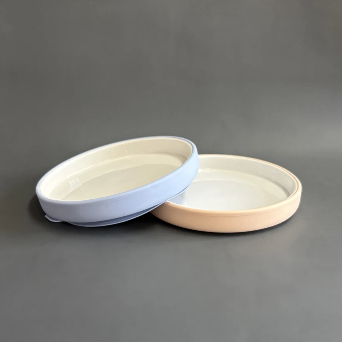 Porcelain White Plate with Silicone Sleeve