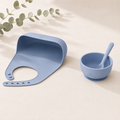 Silicone weaning set - plastic free, suitable for toddlers looking for a healthy way to start foods