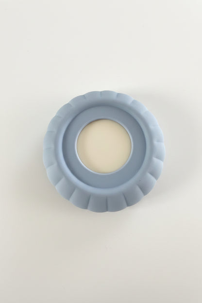 Porcelain Bowl With Scalloped Silicone Sleeve
