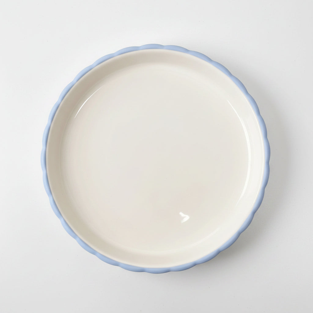Porcelain Plate With Scalloped Silicone Sleeve